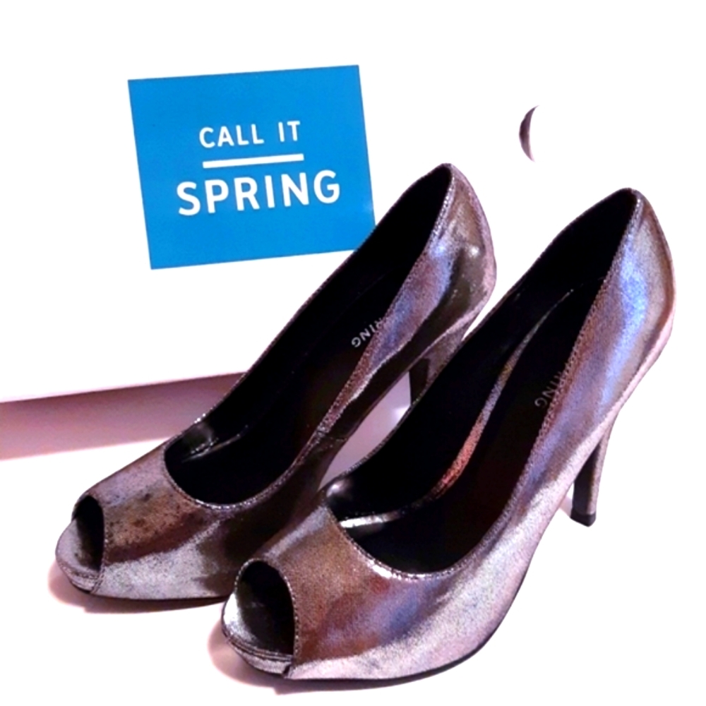 Call It Spring Silver Pumps - Picture 1 of 7